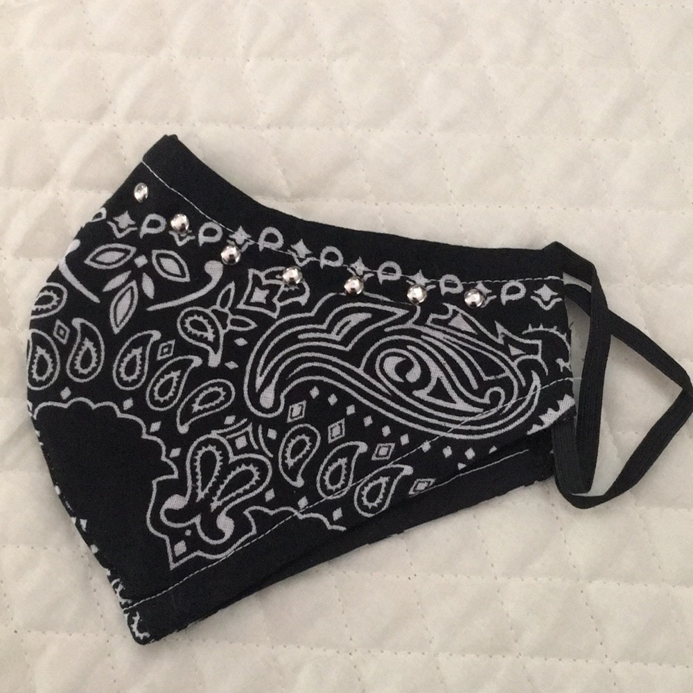 Black and White Paisley Face Mask with Stud Accents